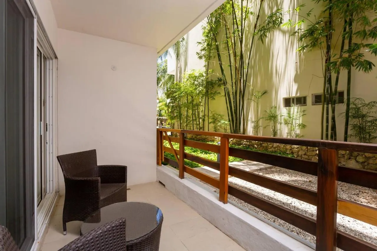 Affordable 1 Bedroom Condo For Families - Near 5Th Playa del Carmen Lägenhet